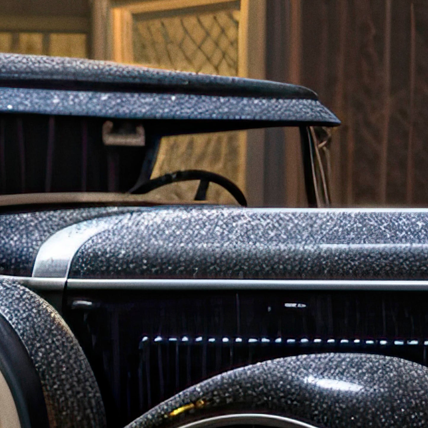 »Black 1920s Duesenberg vintage car«