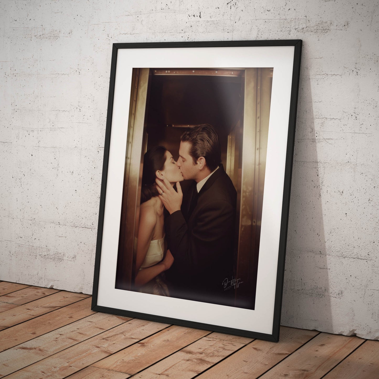 »A Kiss That Sealed Forever« retroposter