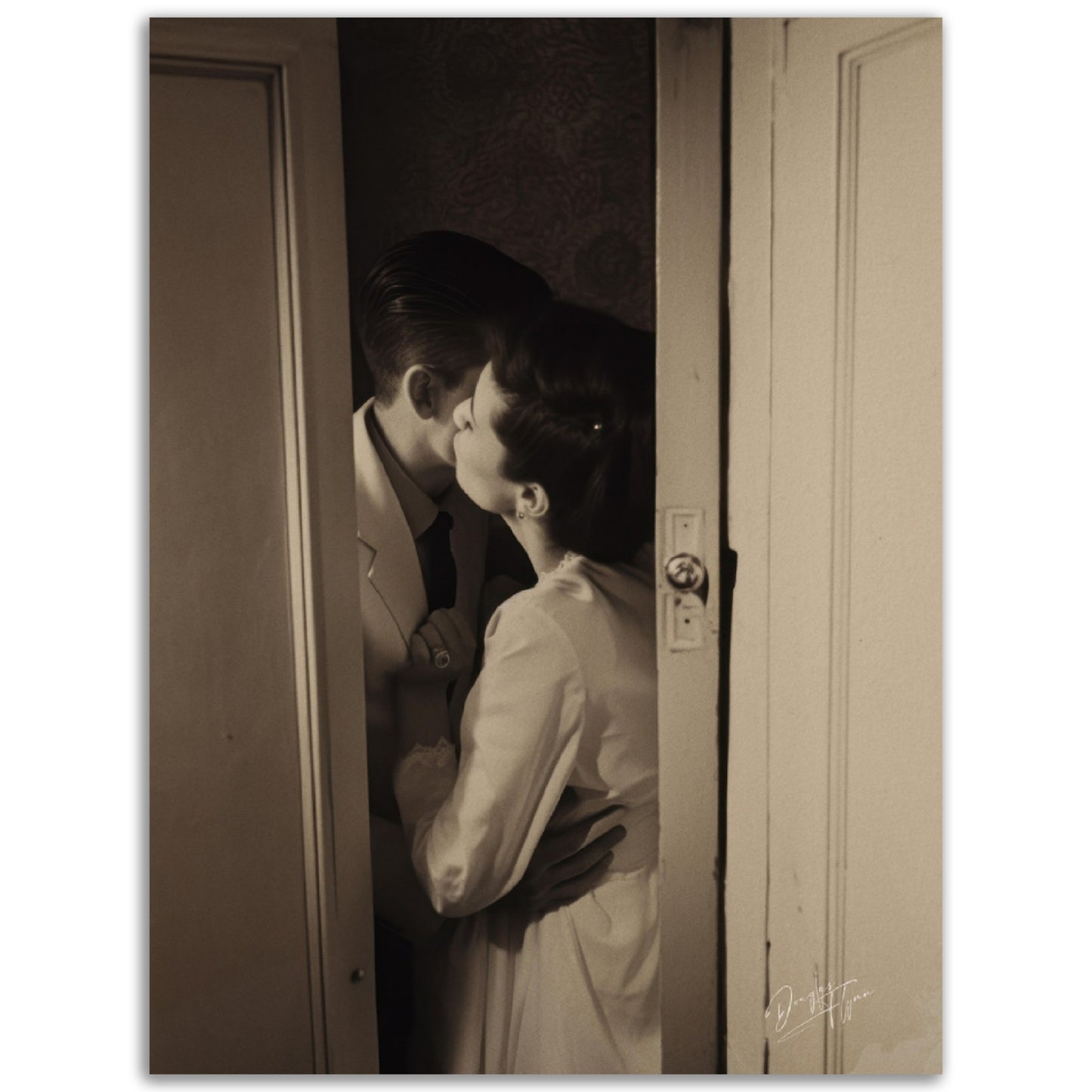 »A Kiss That Changed Everything« retroposter