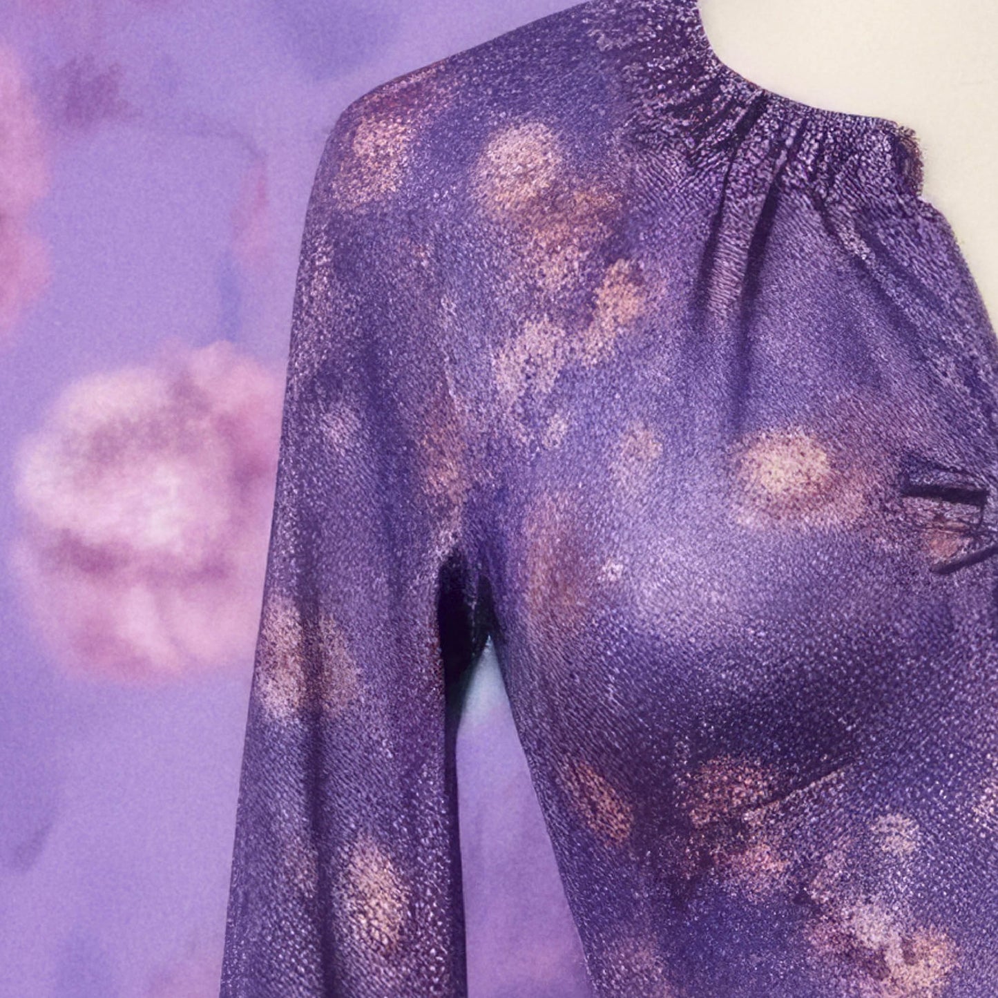 »A Whimsical 90s Throwback«